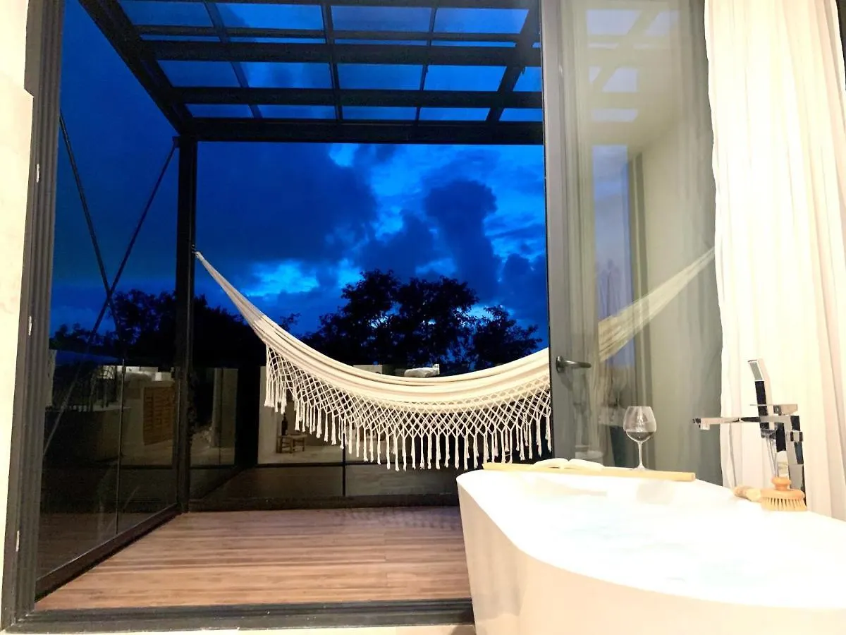 Glass Jungle Villa With Amazing Green Views -10 Min Dt Playa del Carmen