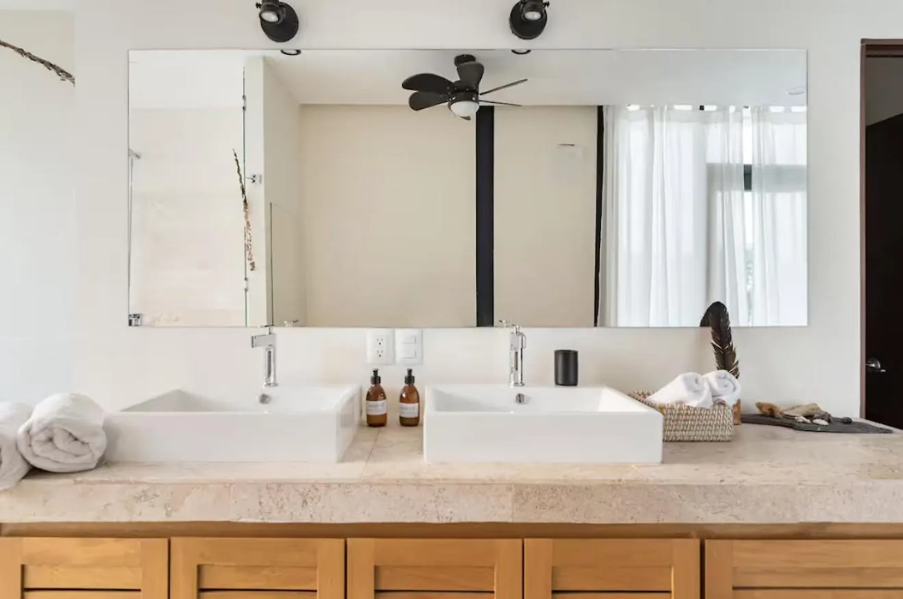Glass Jungle Villa With Amazing Green Views -10 Min Dt Playa del Carmen